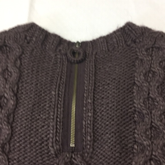 Sweater - Picture 5 of 8